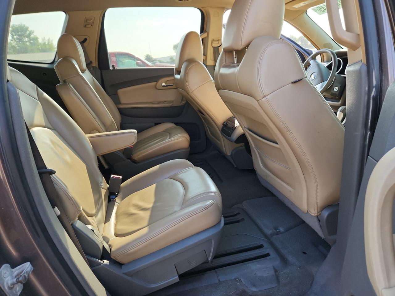 2009 Chevrolet Traverse Lt VIN: 1GNEV23D79S135826 Lot: 71452445