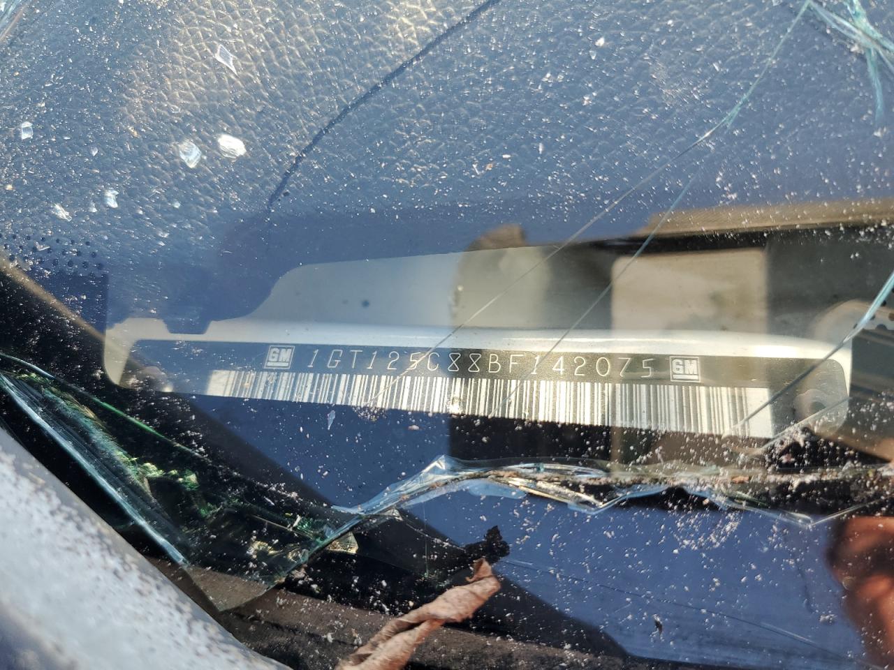 2011 GMC Sierra K2500 Denali VIN: 1GT125C88BF142075 Lot: 71894115