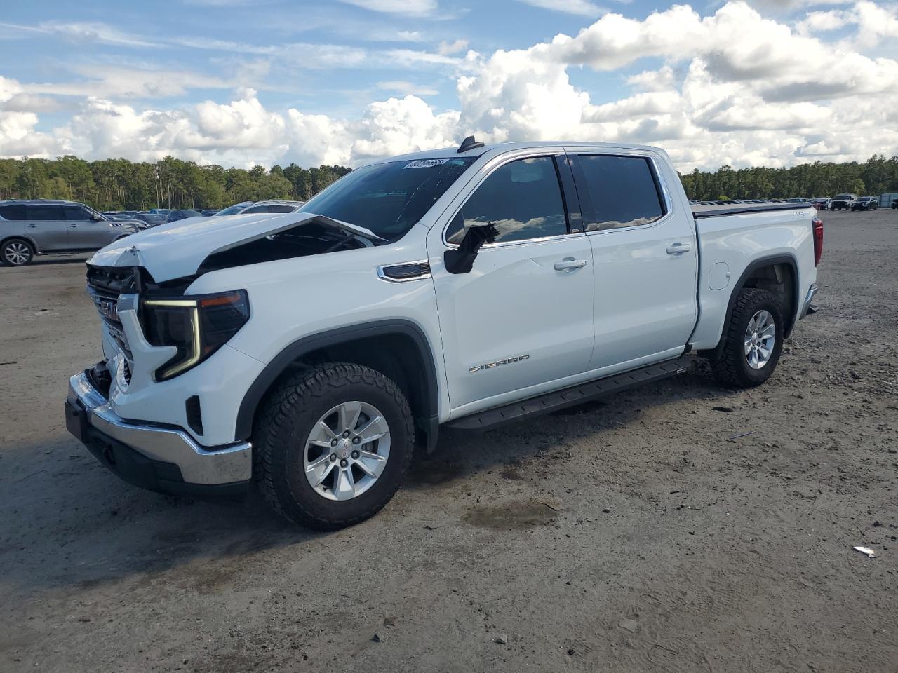 2022 GMC Sierra K1500 Sle