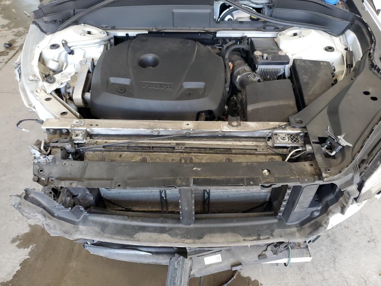 2020 Volvo Xc90 T6 Momentum VIN: YV4A221K1L1554489 Lot: 81284885