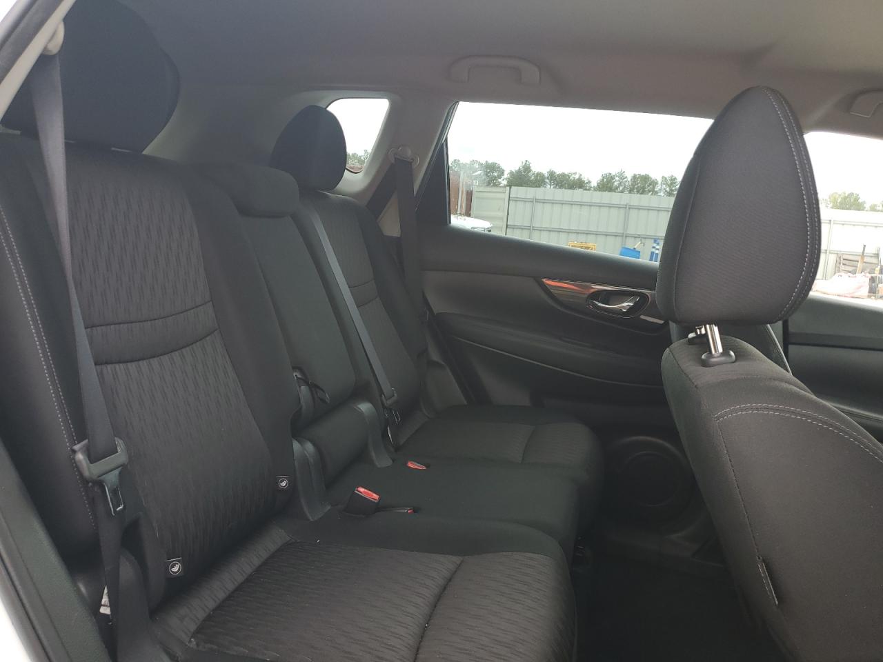 2018 Nissan Rogue S VIN: KNMAT2MTXJP580619 Lot: 84412595