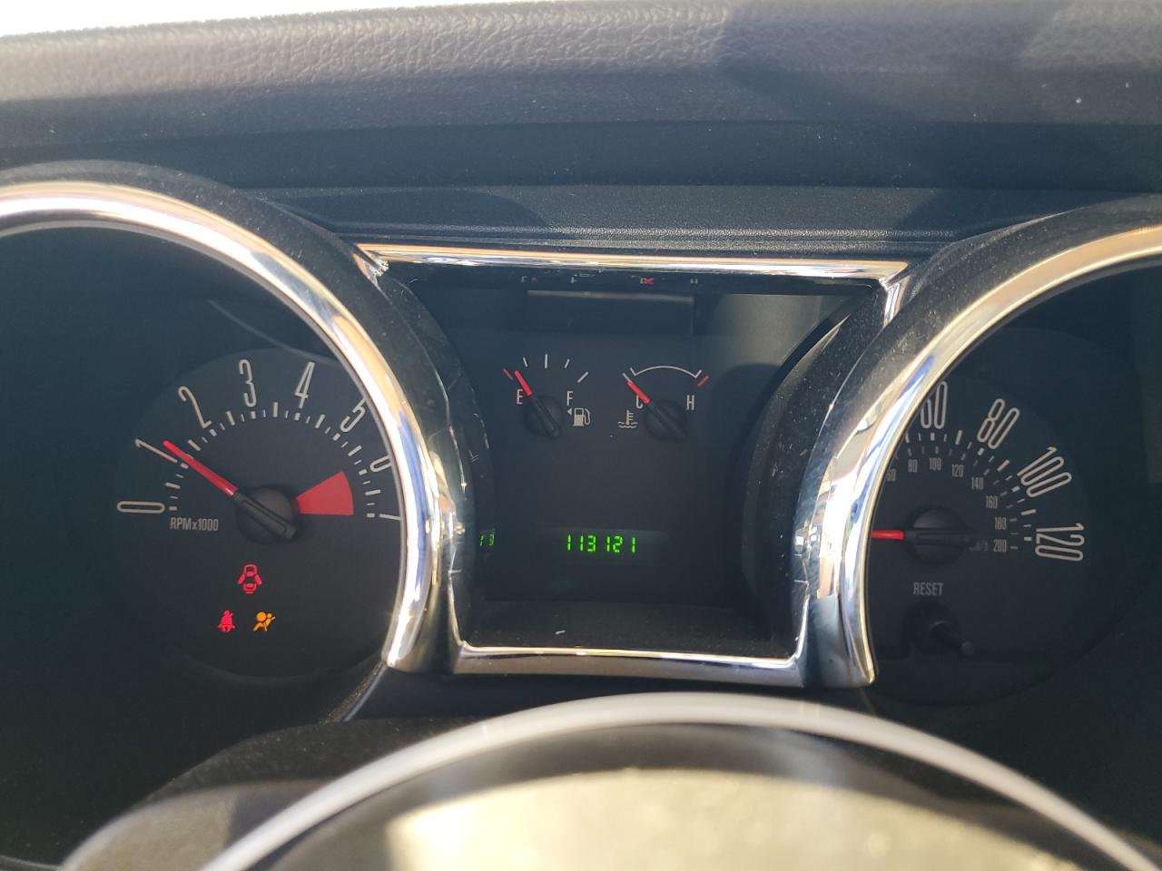 2005 Ford Mustang VIN: 1ZVFT80N655138578 Lot: 81773235