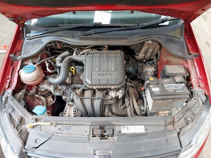 2015 VOLKSWAGEN POLO SE