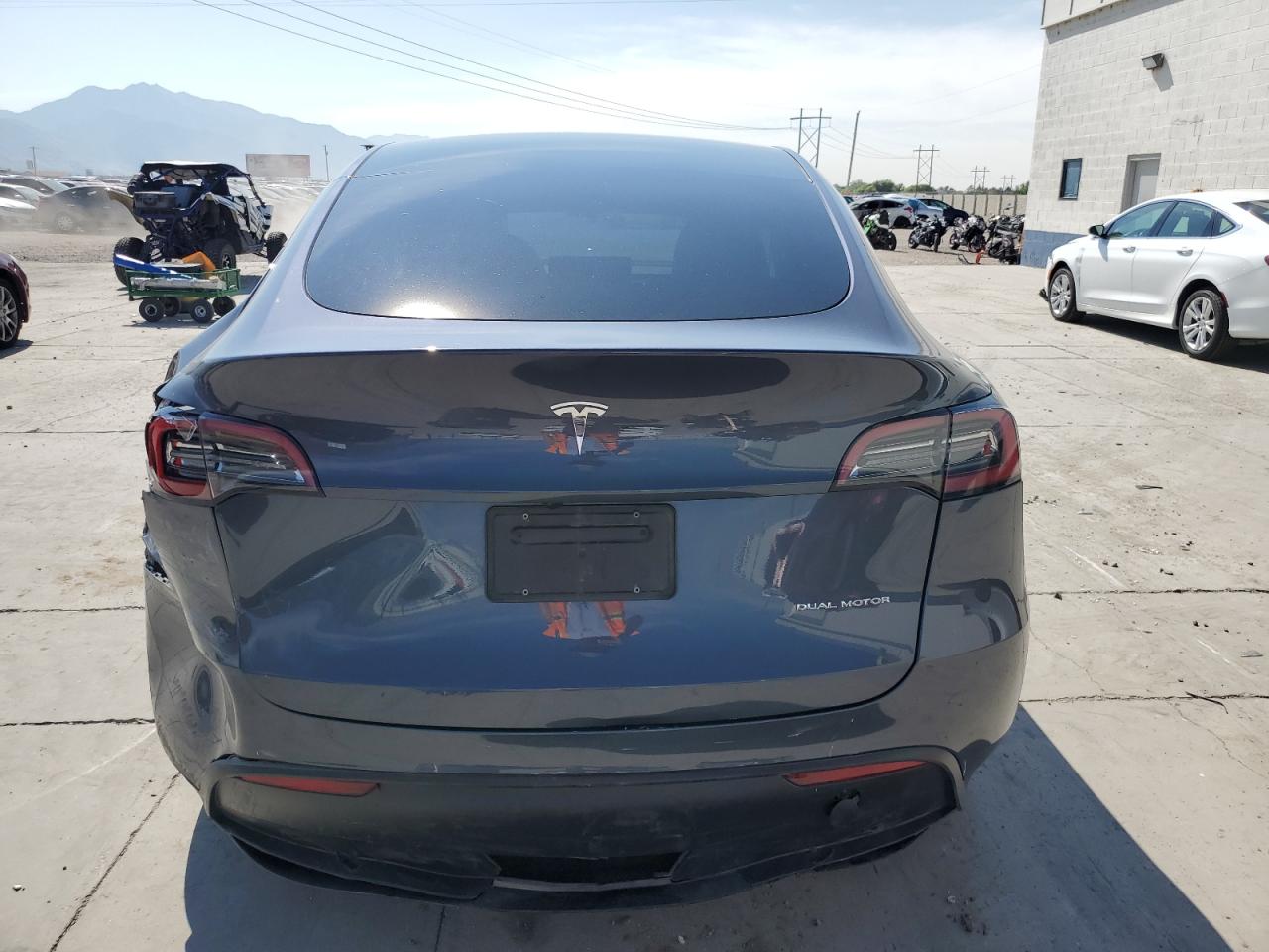 2023 Tesla Model Y VIN: 7SAYGAEE4PF966777 Lot: 71242325