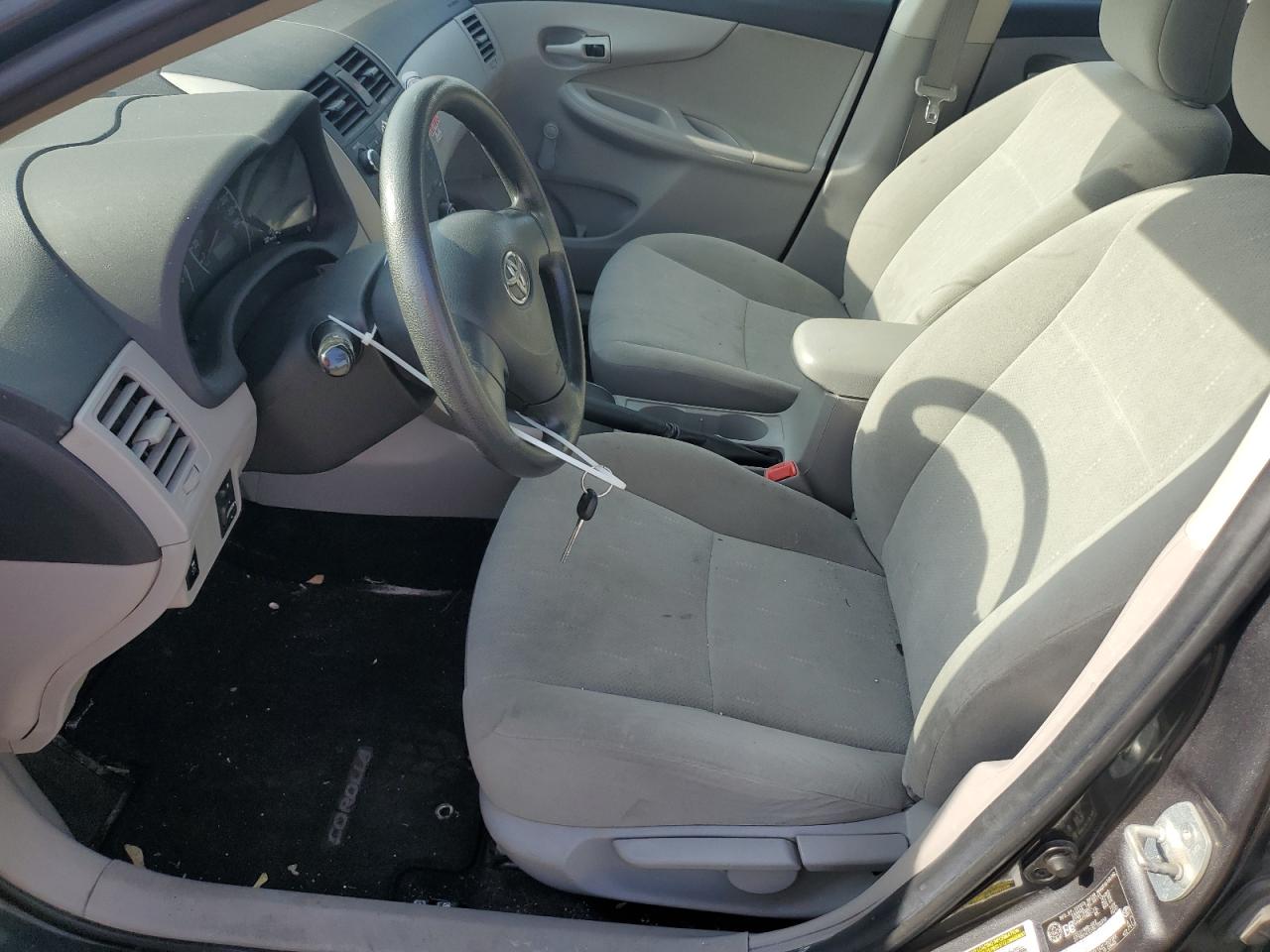 2011 Toyota Corolla Base VIN: 2T1BU4EE5BC706950 Lot: 81104855