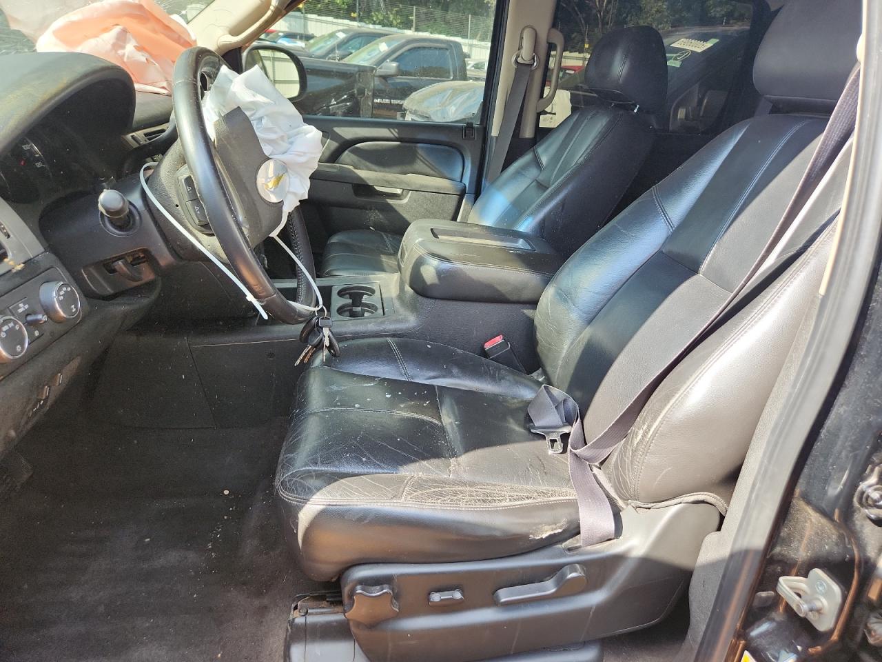 2011 Chevrolet Avalanche Lt VIN: 3GNTKFE30BG140262 Lot: 89807455