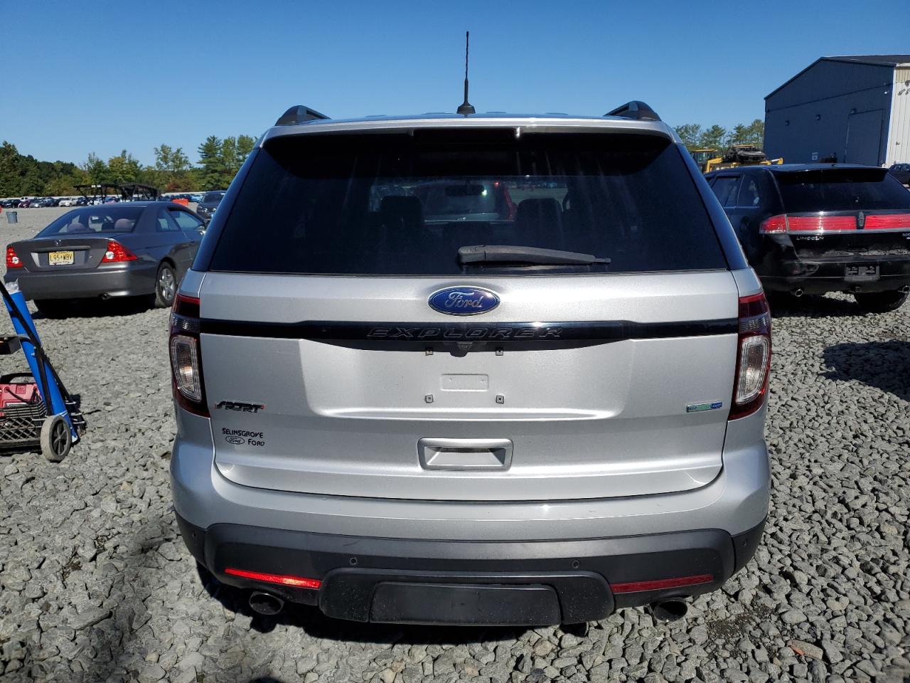 2015 Ford Explorer Sport VIN: 1FM5K8GT2FGA17053 Lot: 71752895