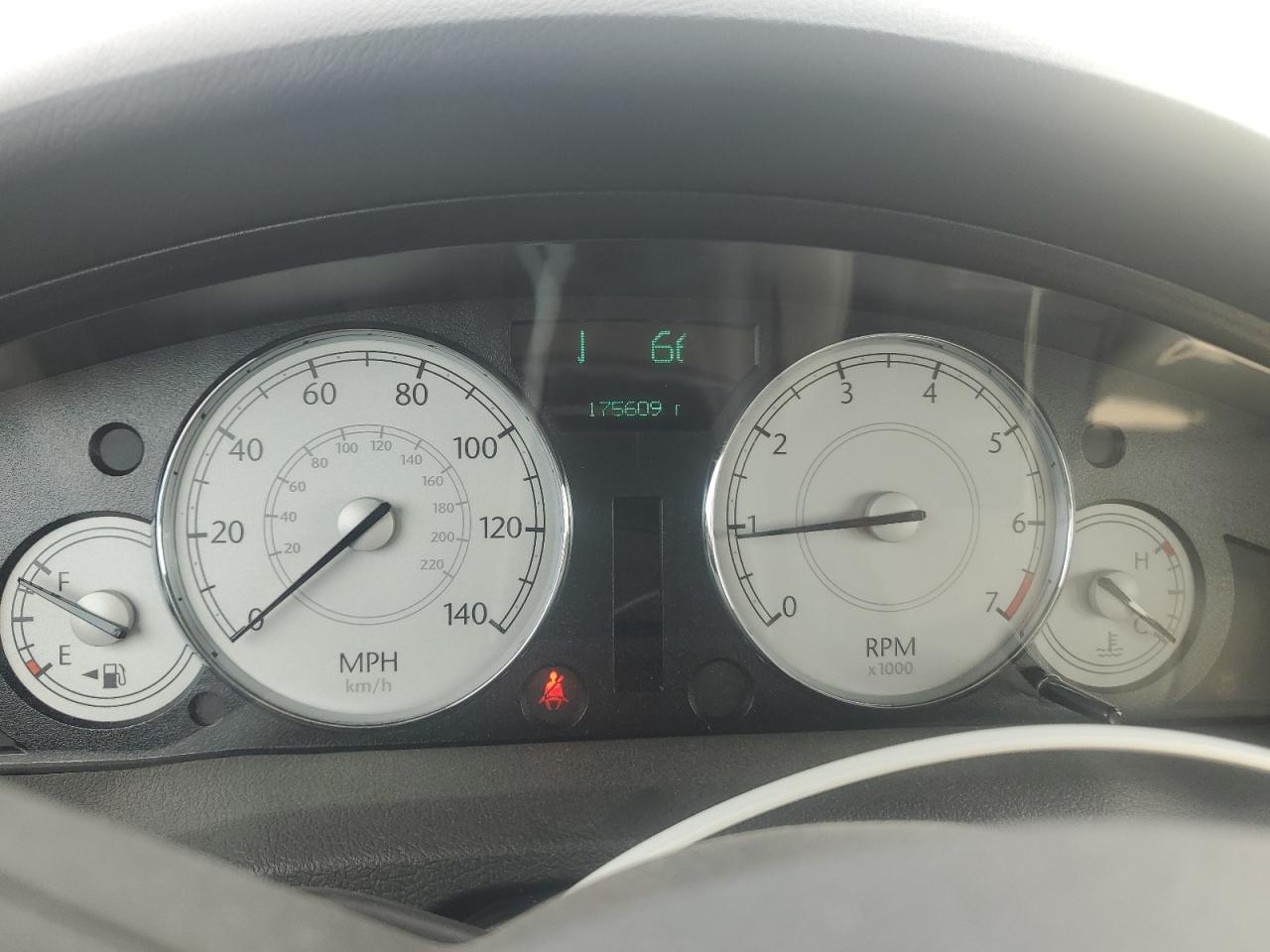 2007 Chrysler 300 Touring VIN: 2C3KA53G87H848990 Lot: 71257105