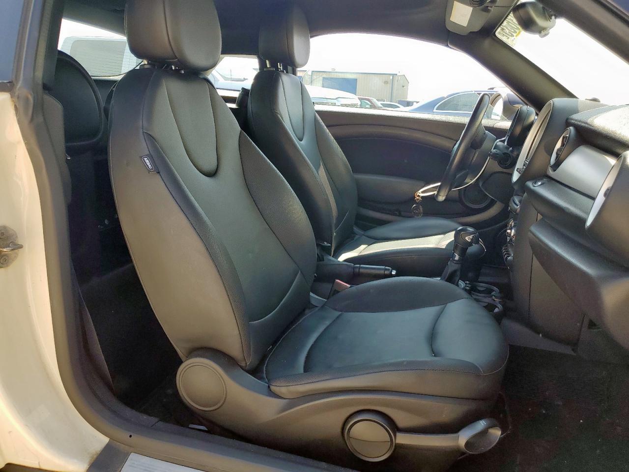 2013 Mini Cooper Coupe VIN: WMWSX1C5XDT507622 Lot: 71393635