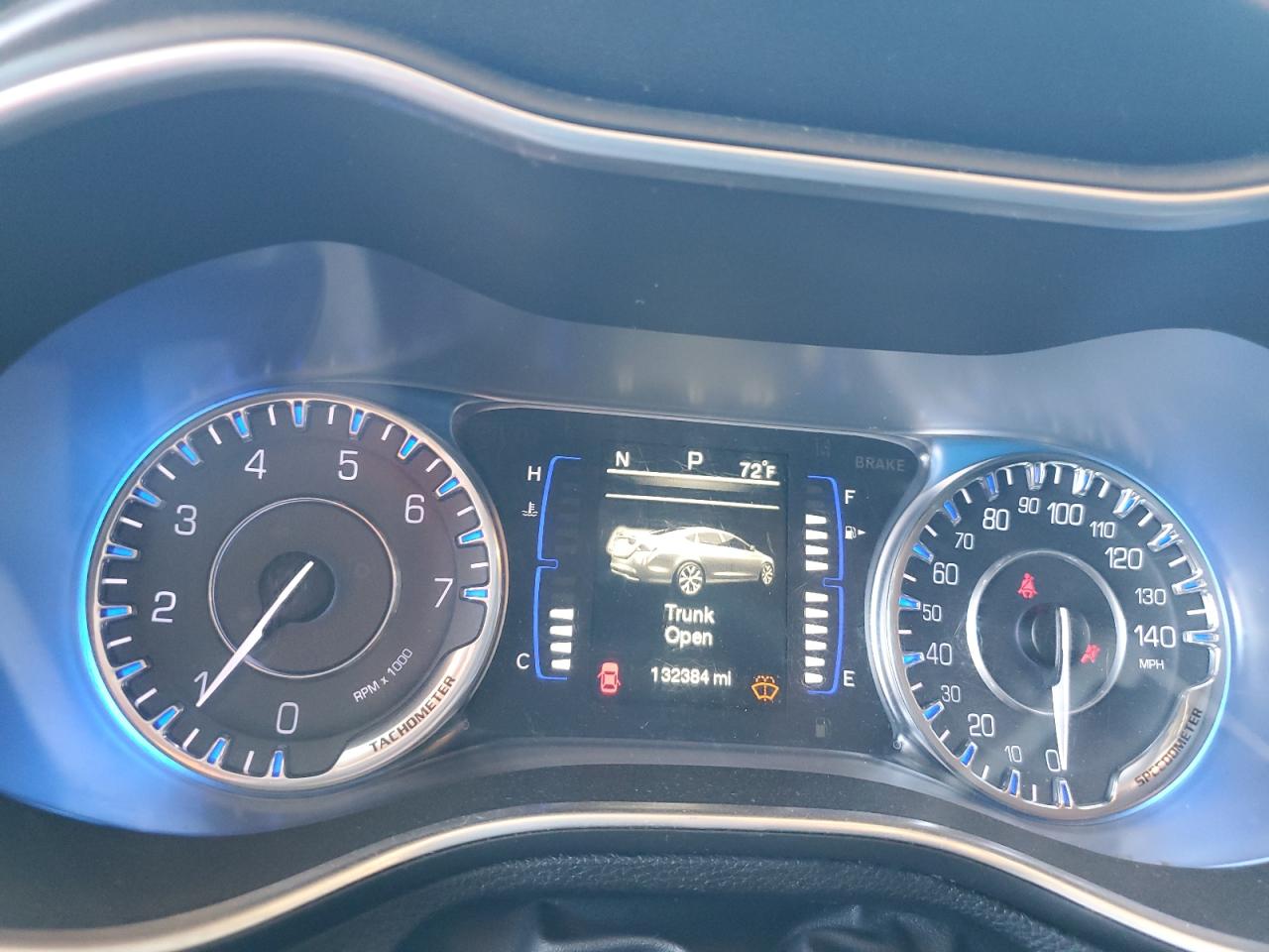 2015 Chrysler 200 Limited VIN: 1C3CCCAB5FN758146 Lot: 81727625