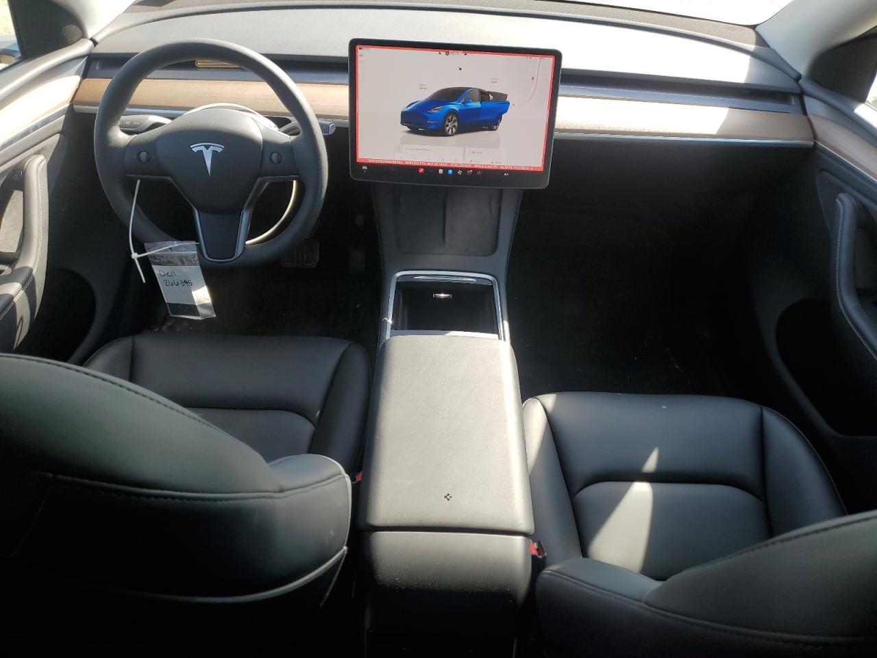 2024 Tesla Model Y VIN: 7SAYGDEE5RA266395 Lot: 84393875