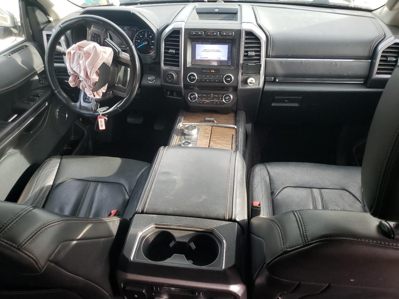 2018 Ford Expedition Platinum VIN: 1FMJU1MT4JEA05818 Lot: 81056055