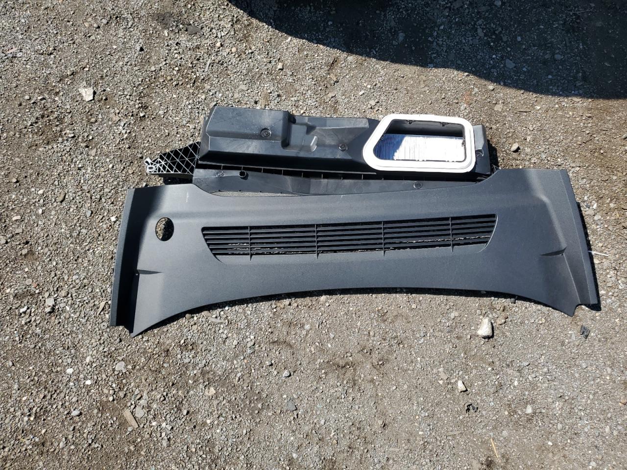 2024 Tesla Model Y VIN: 7SAYGDEE6RA217237 Lot: 69722845