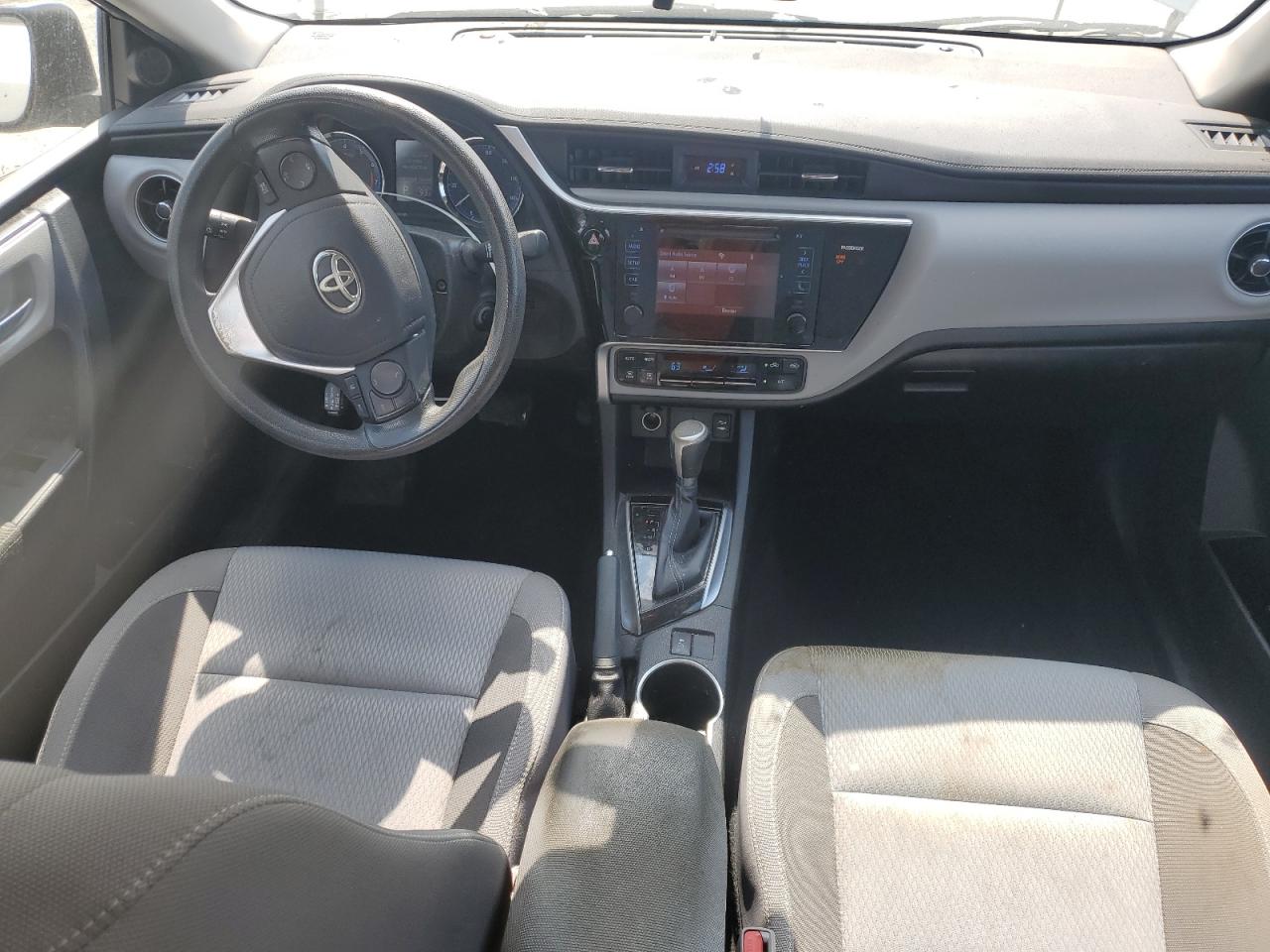 2017 Toyota Corolla L VIN: 2T1BURHE2HC811737 Lot: 80182125