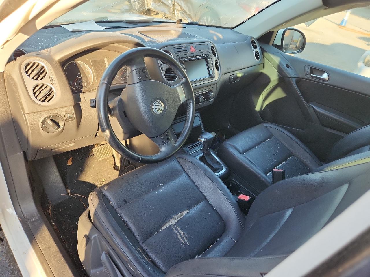 2010 Volkswagen Tiguan S VIN: WVGAV7AX6AW514164 Lot: 71193945