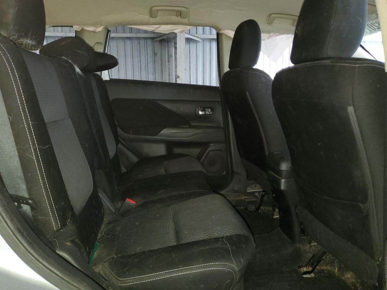 2017 Mitsubishi Outlander Es VIN: JA4AD2A39HZ027194 Lot: 81820775