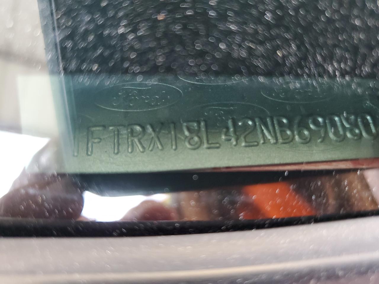 2002 Ford F150 VIN: 1FTRX18L42NB69080 Lot: 84298955