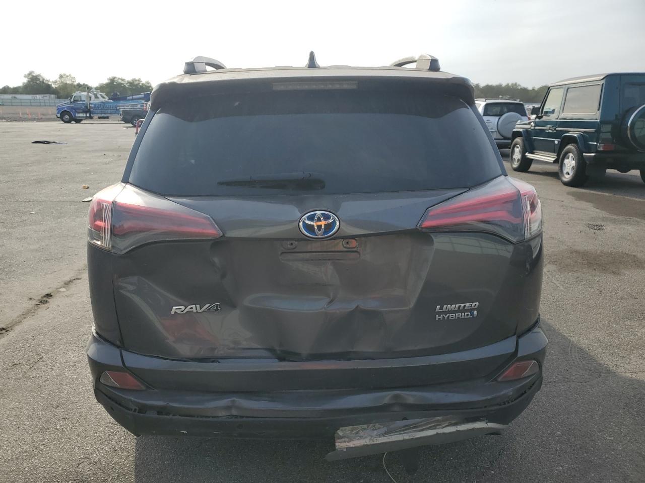 2018 Toyota Rav4 Hv Limited VIN: JTMDJREV1JD181059 Lot: 84439045