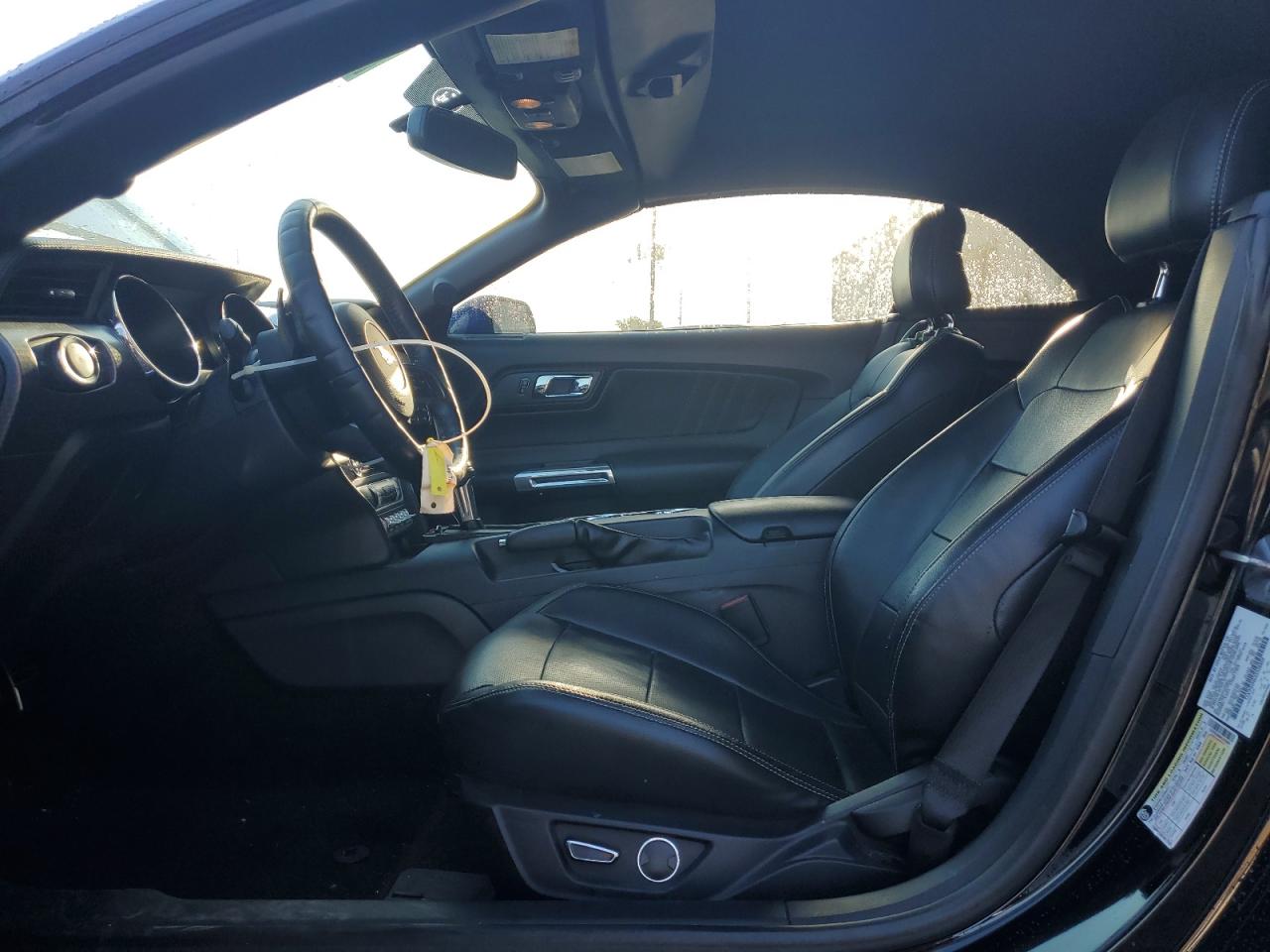 2017 Ford Mustang VIN: 1FATP8UH6H5328809 Lot: 80656665
