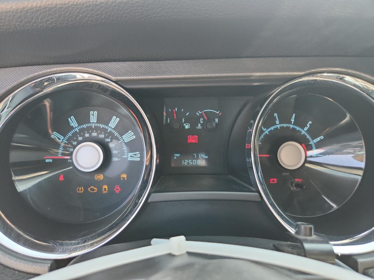 2010 Ford Mustang VIN: 1ZVBP8EN2A5129530 Lot: 70100915