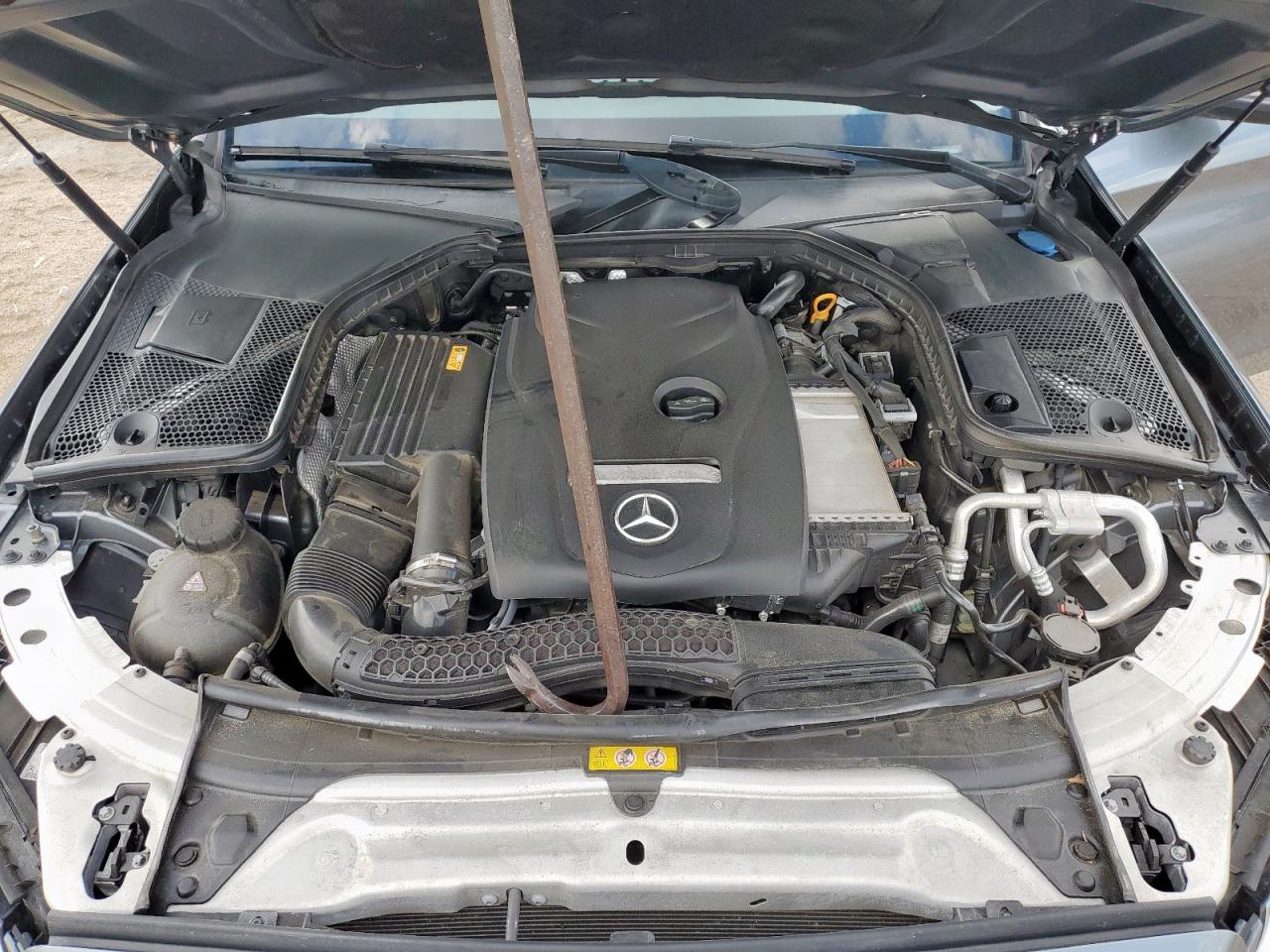 2017 Mercedes-Benz C 300 VIN: 55SWF4JB1HU211154 Lot: 81641365