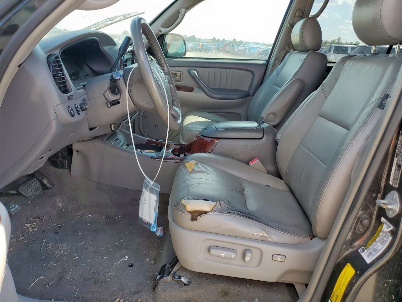 2005 Toyota Sequoia Limited VIN: 5TDZT38A25S257842 Lot: 84286065