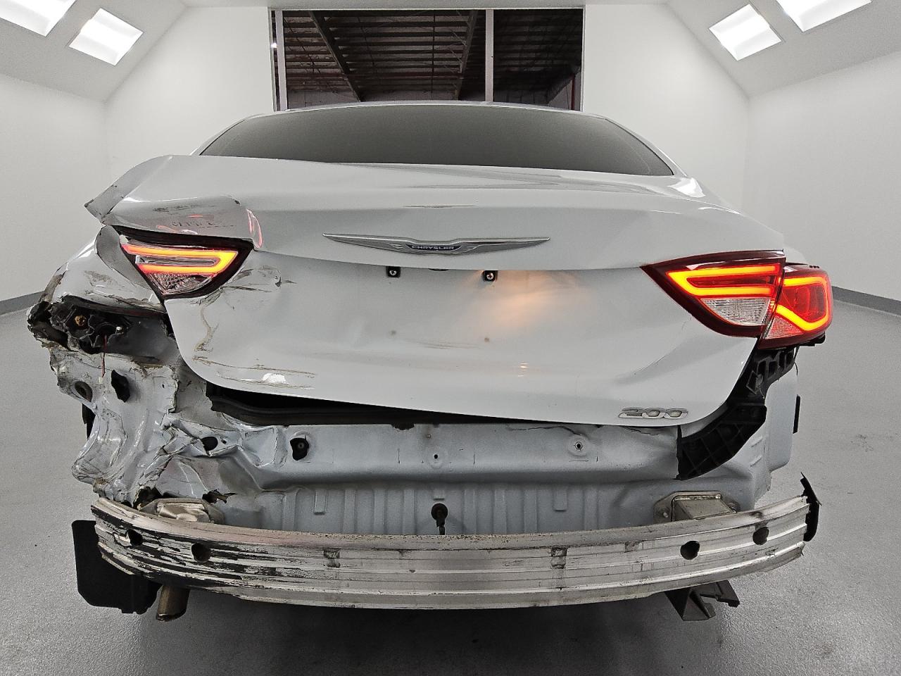 2016 Chrysler 200 Limited VIN: 1C3CCCAB9GN170851 Lot: 70958355