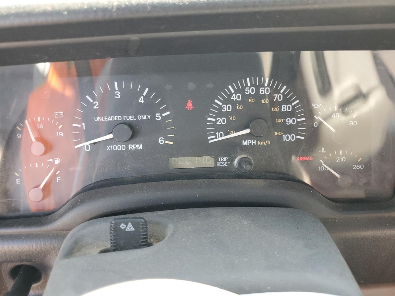 1998 Jeep Cherokee Sport VIN: 1J4FJ68S1WL200502 Lot: 81717195