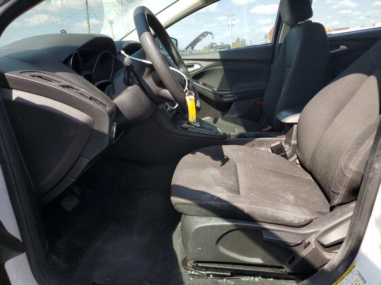 2016 Ford Focus Se VIN: 1FADP3F2XGL373066 Lot: 84215845