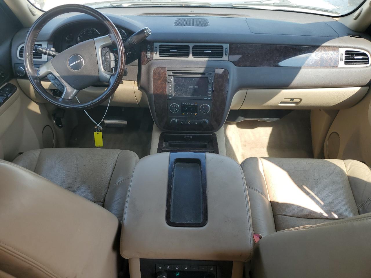 2011 GMC Yukon Xl Denali VIN: 1GKS2MEF6BR196679 Lot: 80645515