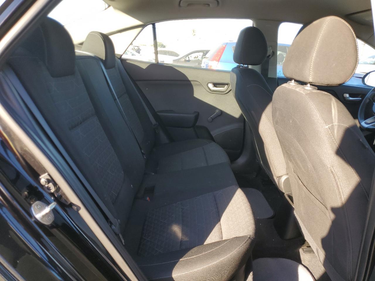 2018 Kia Rio Lx VIN: 3KPA24AB3JE127632 Lot: 71875215