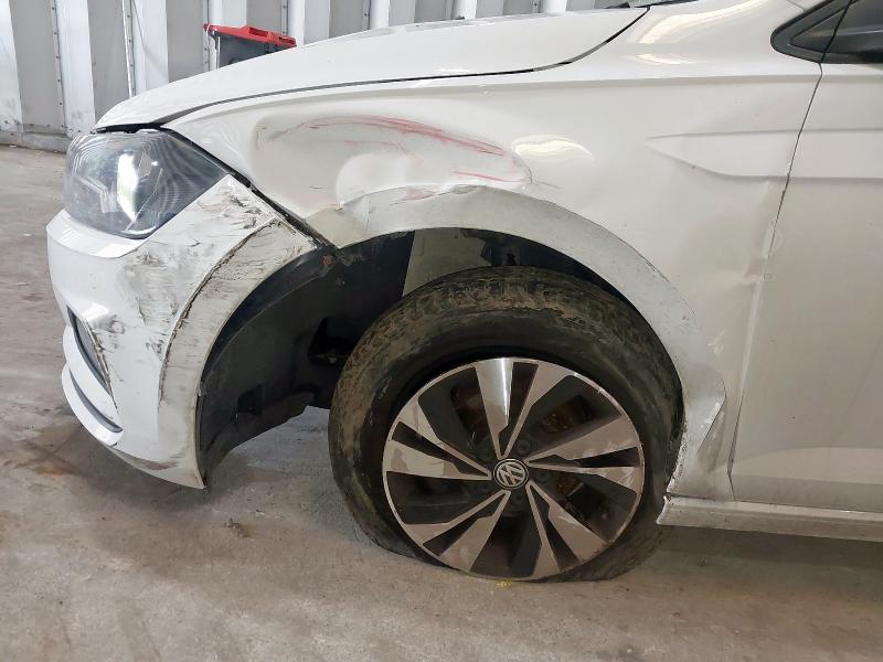 2018 VOLKSWAGEN POLO SE 