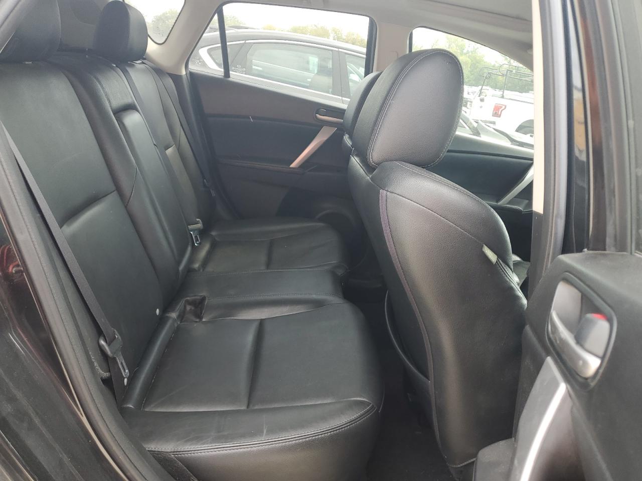 2011 Mazda 3 S VIN: JM1BL1M59B1376124 Lot: 80704415