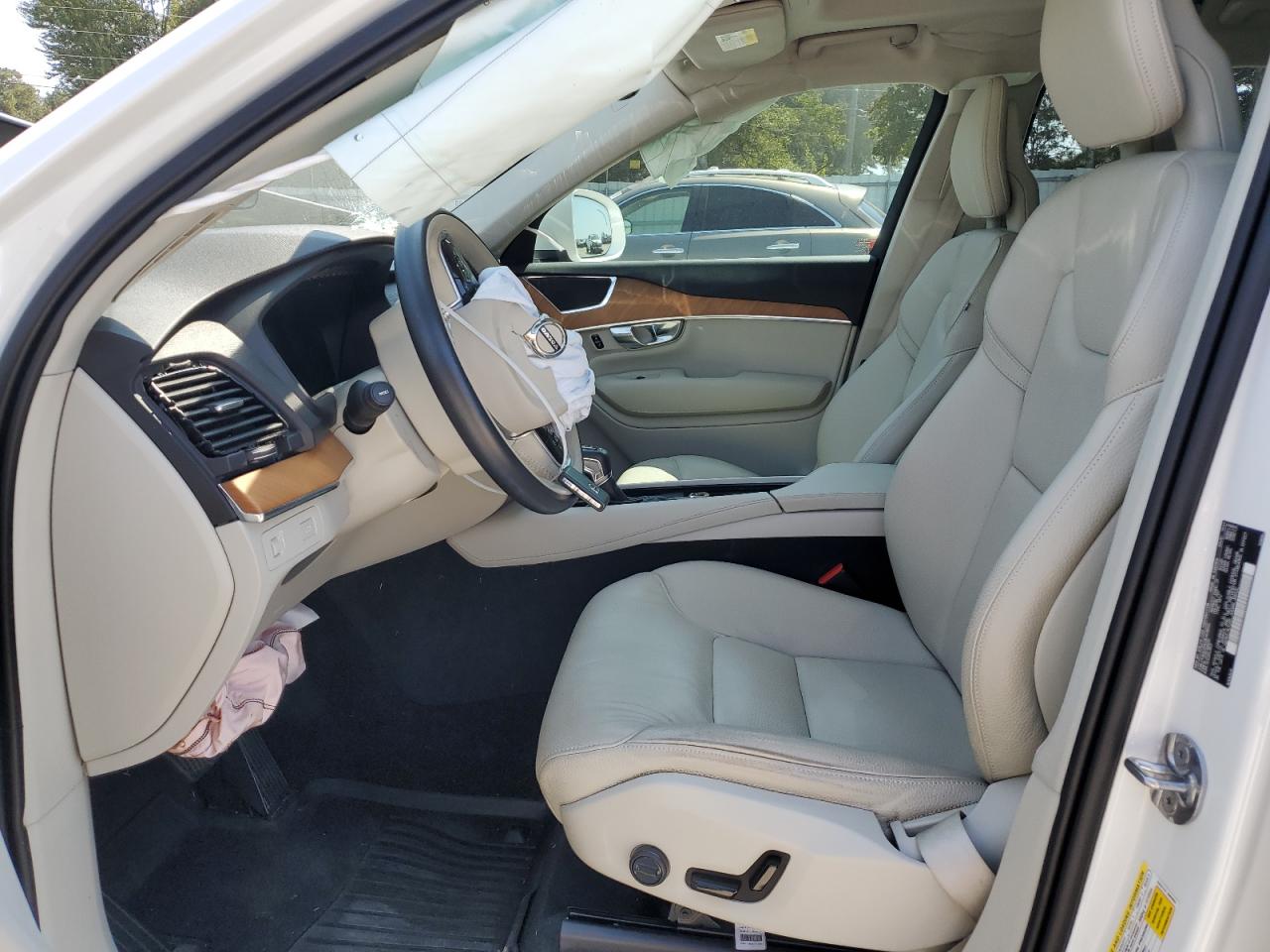 2022 Volvo Xc90 T6 Momentum VIN: YV4A22PK0N1819655 Lot: 80788505