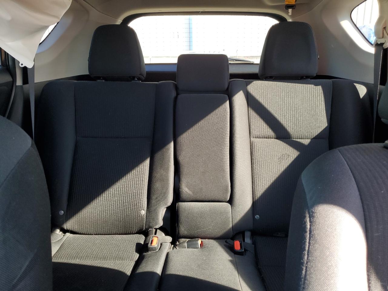 2017 Toyota Rav4 Le VIN: 2T3BFREV1HW553456 Lot: 80179715