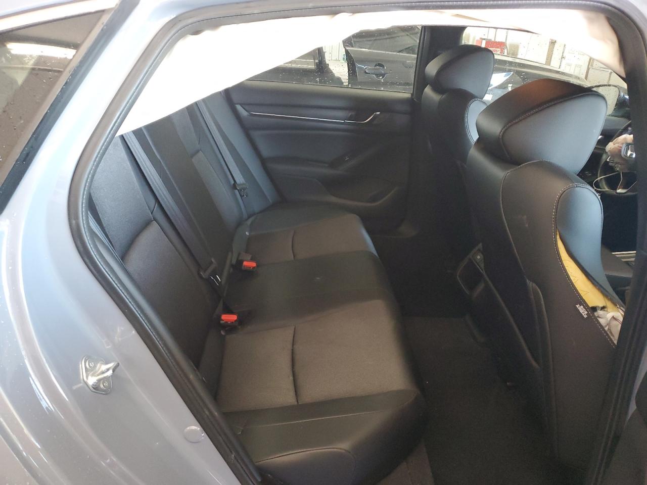 2022 Honda Accord Sport VIN: 1HGCV1F31NA106255 Lot: 80080675