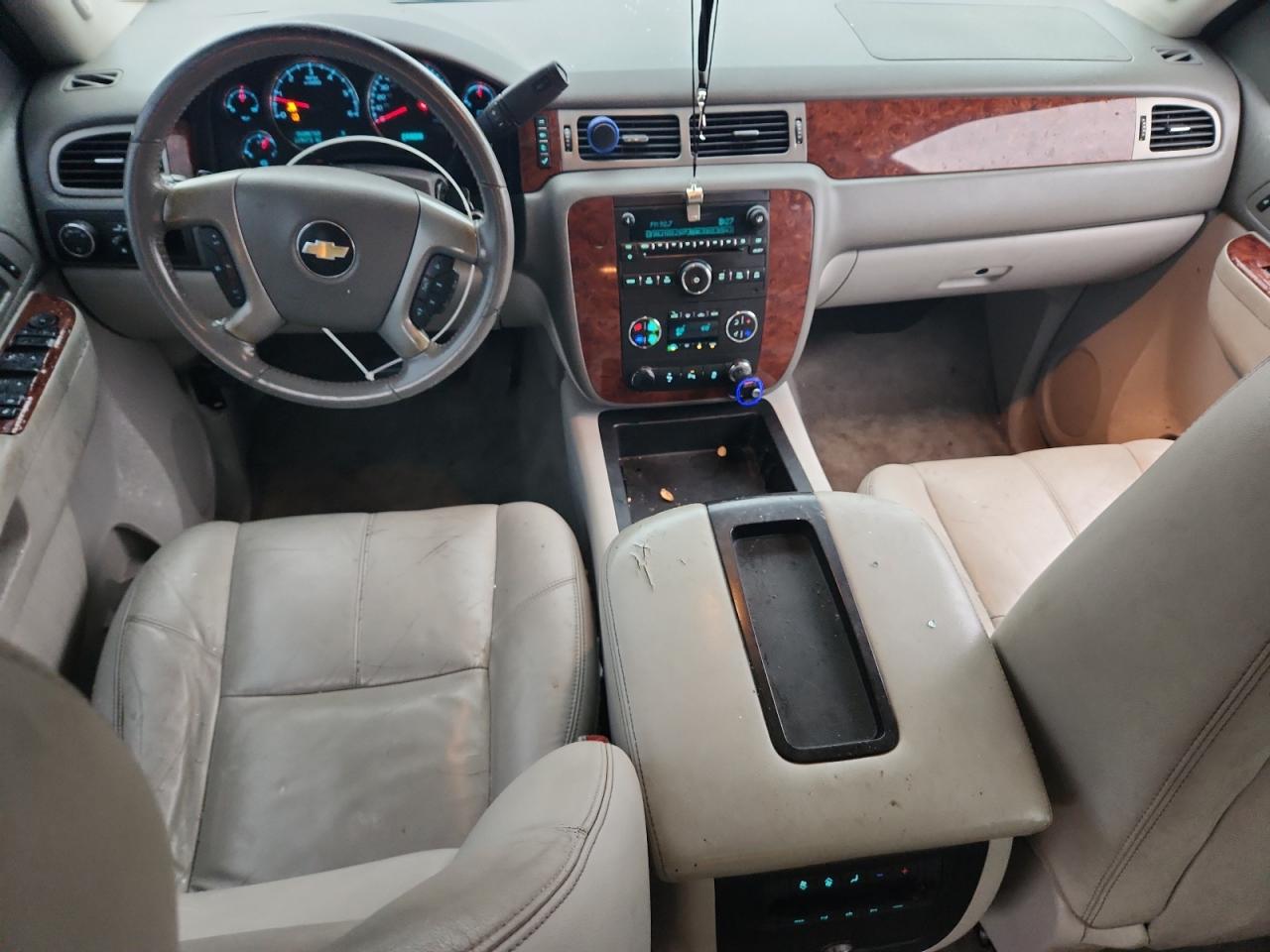 2013 Chevrolet Tahoe C1500 Lt VIN: 1GNSCBE04DR319186 Lot: 81827285