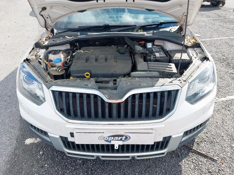 2015 SKODA YETI OUTDOOR LAURIN + KLEMENT