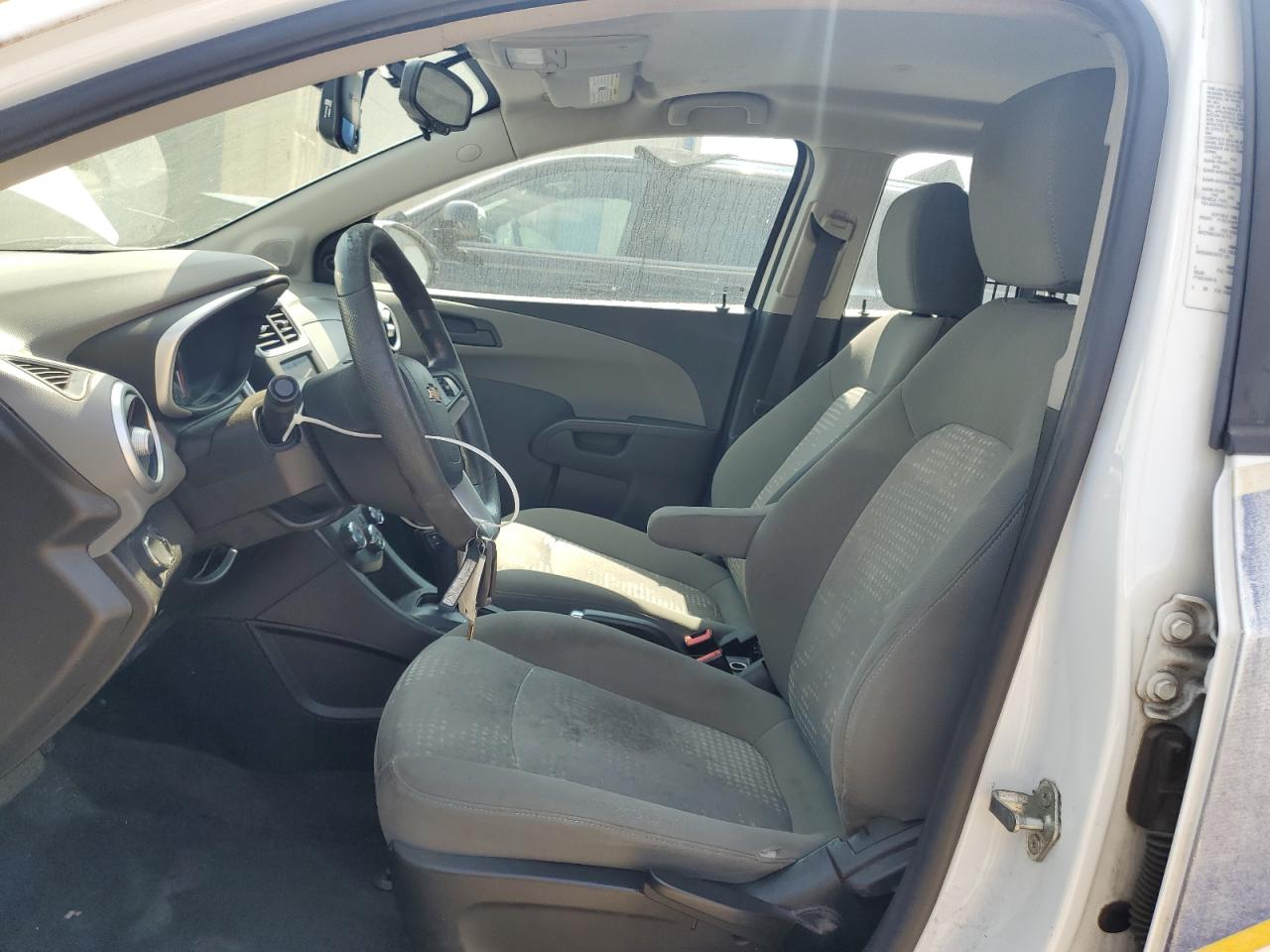 2020 Chevrolet Sonic VIN: 1G1JG6SB9L4114585 Lot: 71045415