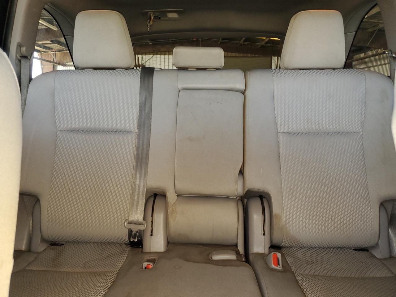 2019 Toyota Highlander Le VIN: 5TDBZRFH4KS958445 Lot: 80706275