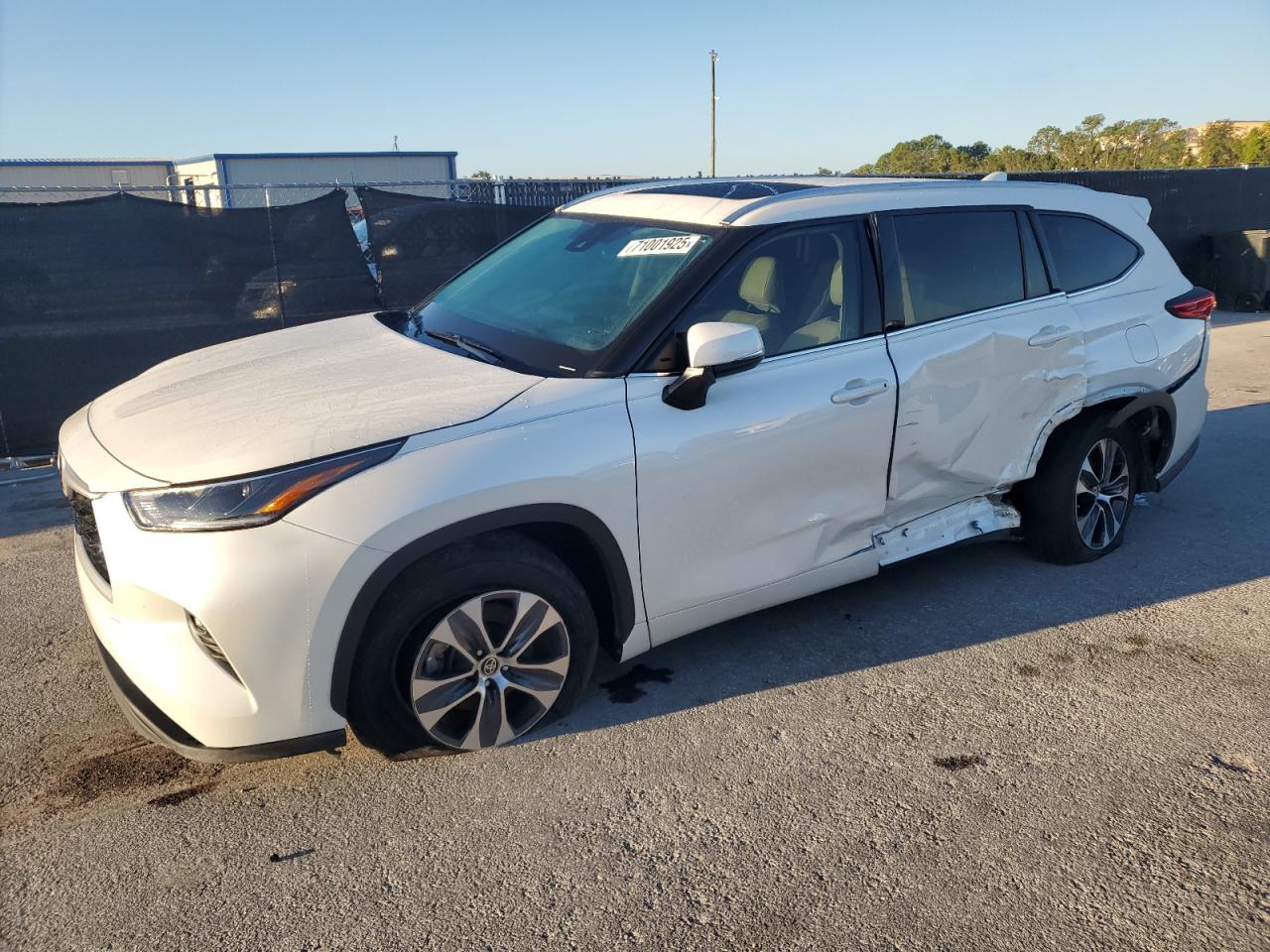 2021 Toyota Highlander Xle