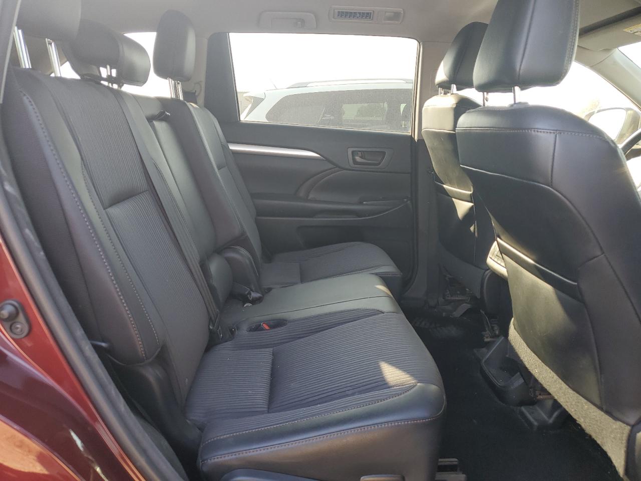 2016 Toyota Highlander Le VIN: 5TDZKRFH7GS175727 Lot: 81902155