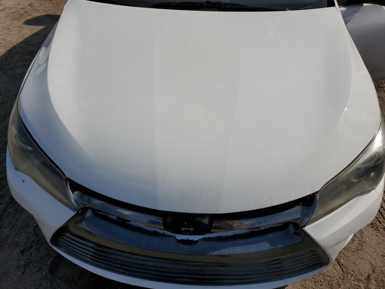 2016 Toyota Camry Le VIN: 4T1BF1FK8GU213301 Lot: 80321985