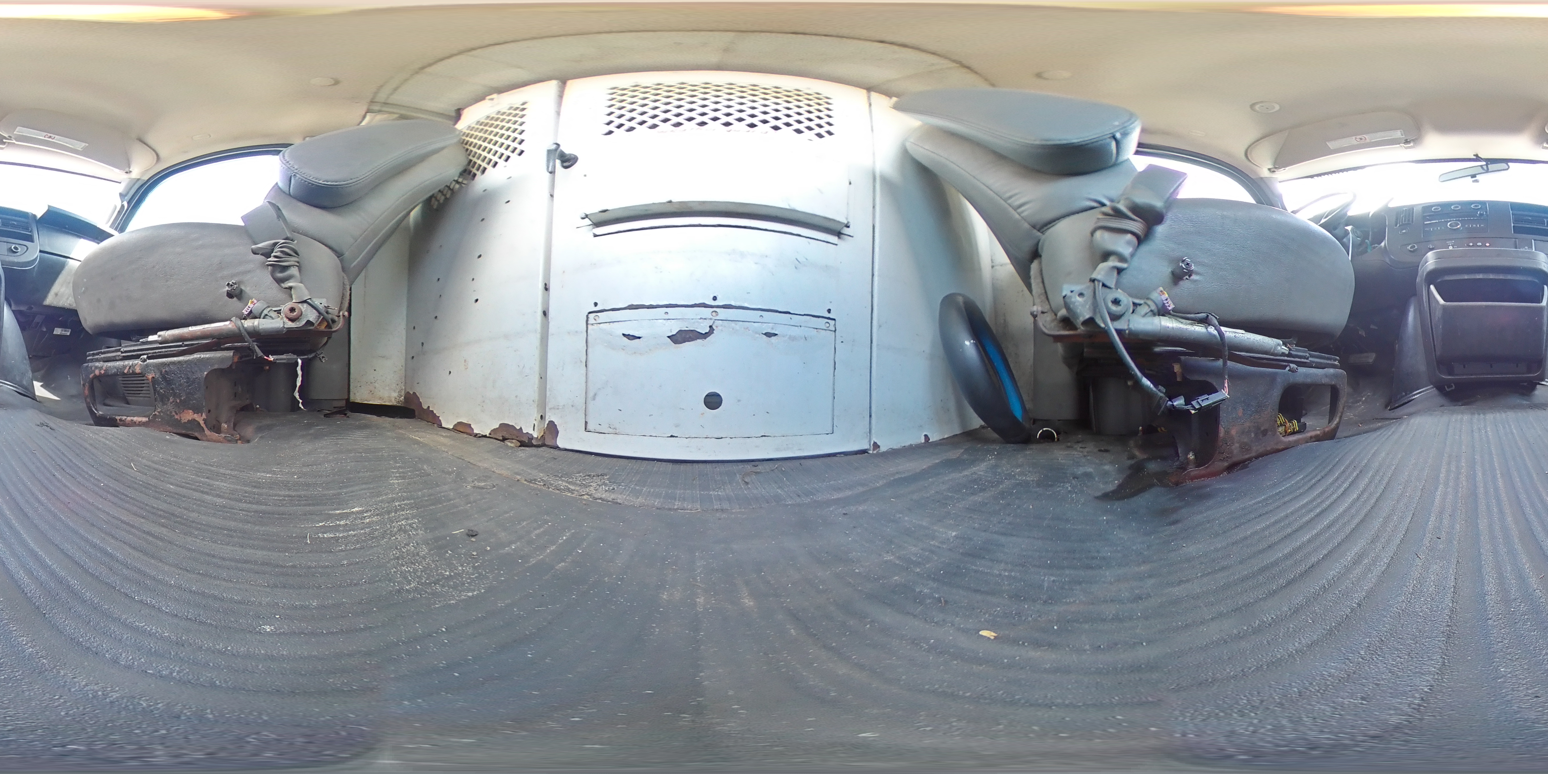 2021 Chevrolet Express G2500 VIN: 1GCWGAFP0M1240004 Lot: 81926905