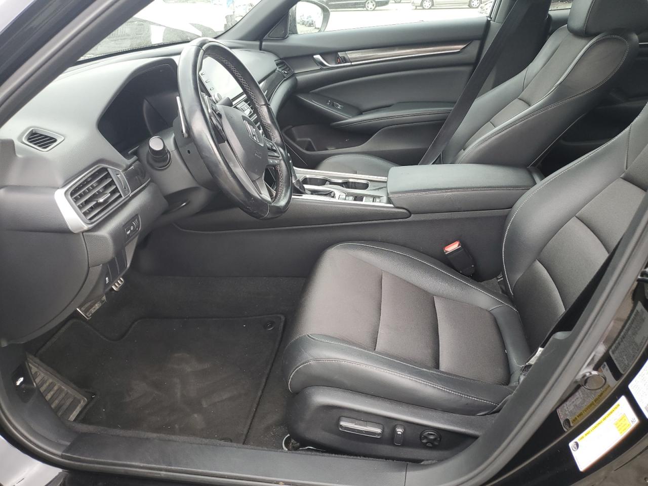 2022 Honda Accord Sport VIN: 1HGCV1F39NA049142 Lot: 82152525