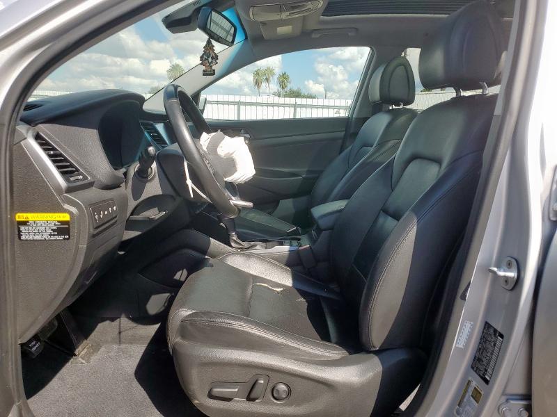  HYUNDAI TUCSON 2016 Серебристый