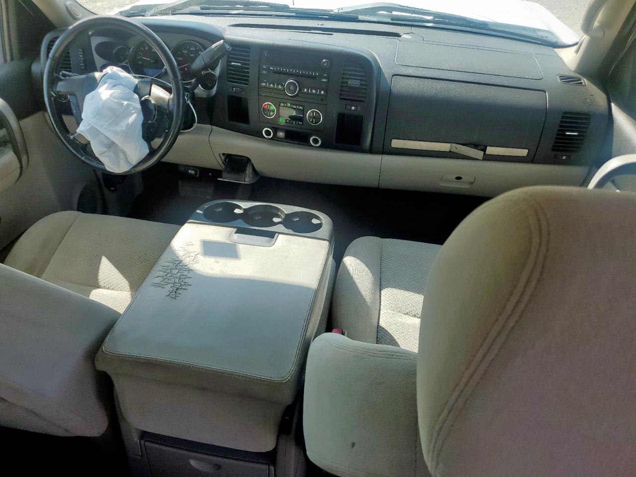 2008 Chevrolet Silverado C1500 VIN: 2GCEC13J681148631 Lot: 84057725