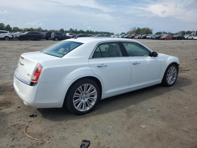  CHRYSLER 300 2013 White
