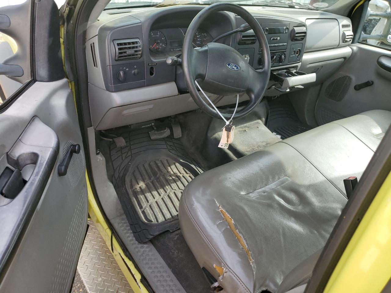 2005 Ford F450 Super Duty VIN: 1FDXF46P95EC24642 Lot: 84439735