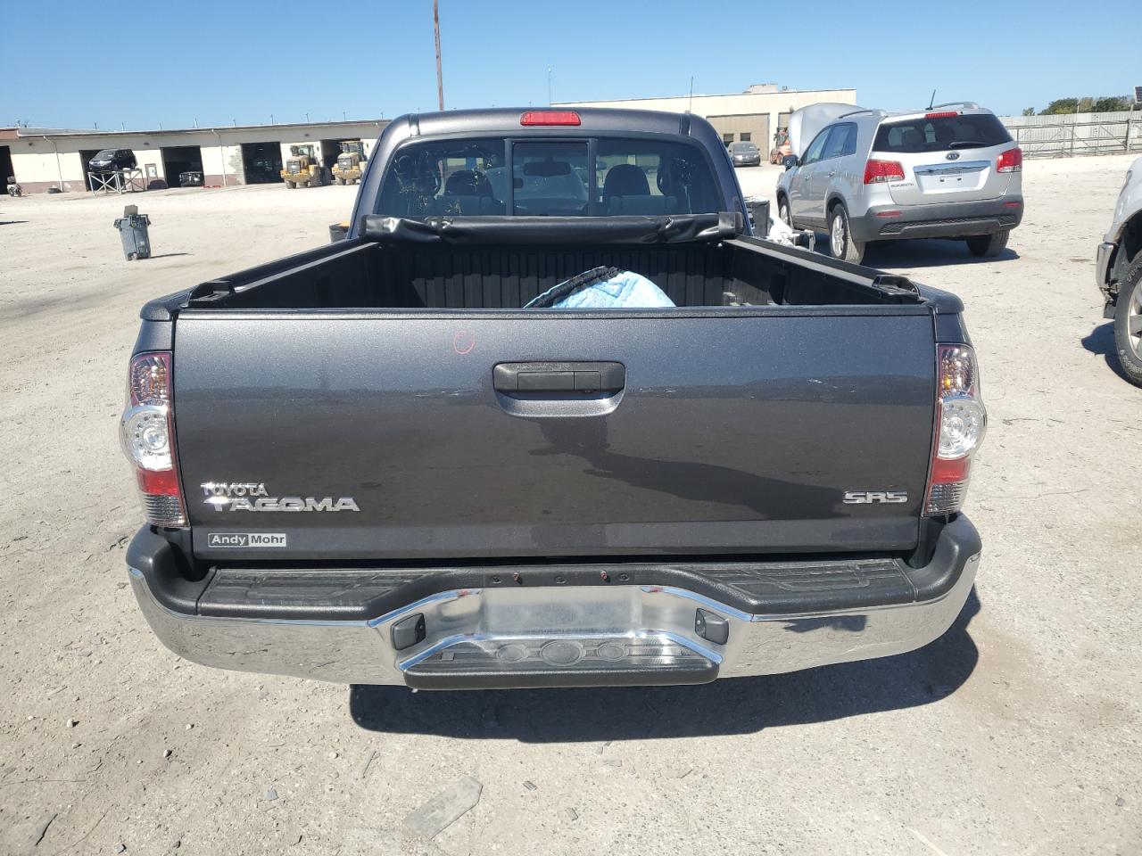 2011 Toyota Tacoma Access Cab VIN: 5TFTX4CN7BX010672 Lot: 81860135